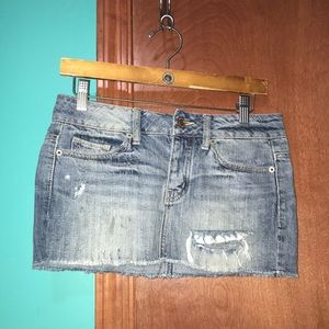 American Eagle Outfitters mini skirt, size 00